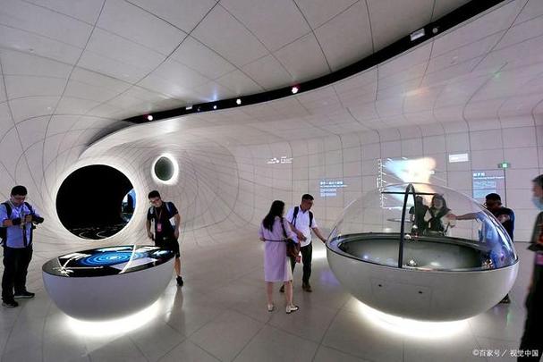 方式元宇宙实现展厅和展品的3d立体化展示,生动呈现展商产品和亮点